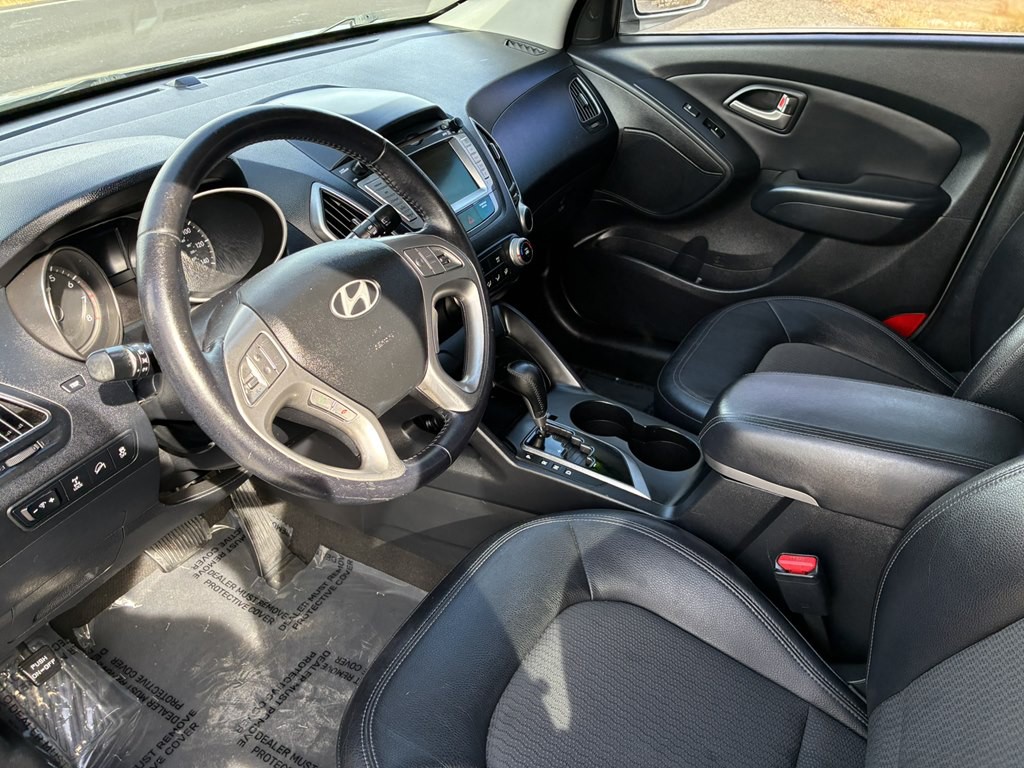 2010 Hyundai Tucson Image 9