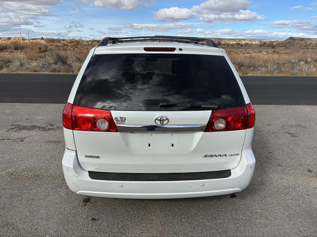 2009 Toyota Sienna Image 6
