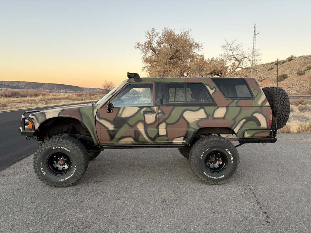 1985 Toyota 4Runner Image 4