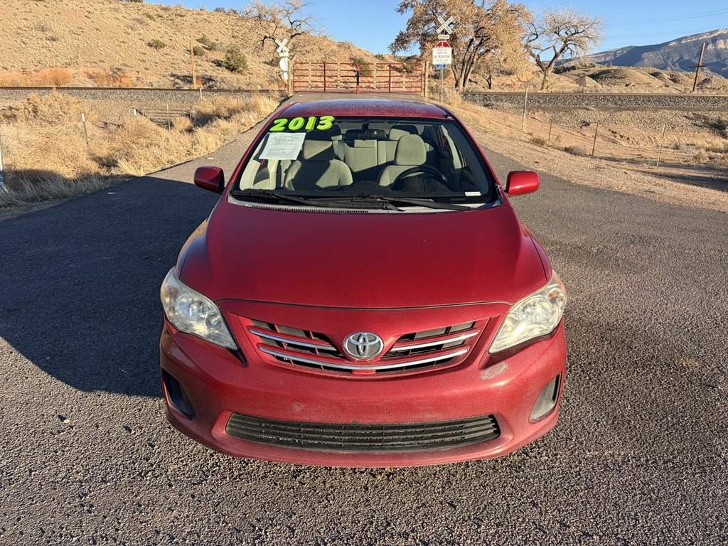 2013 Toyota Corolla Image 2