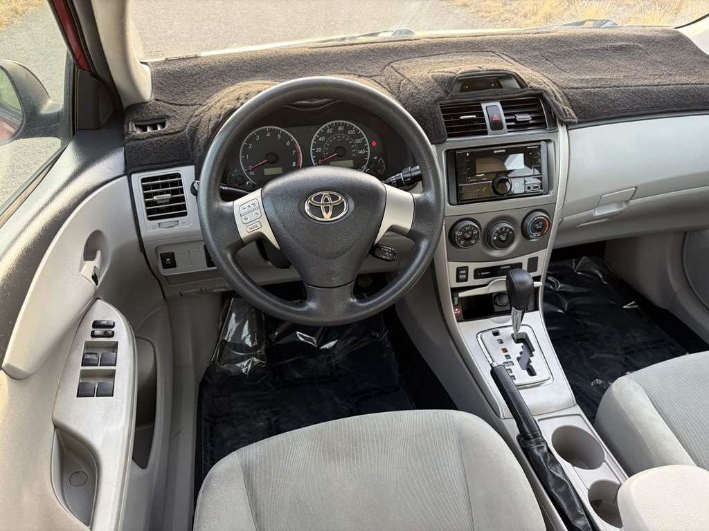 2013 Toyota Corolla Image 10