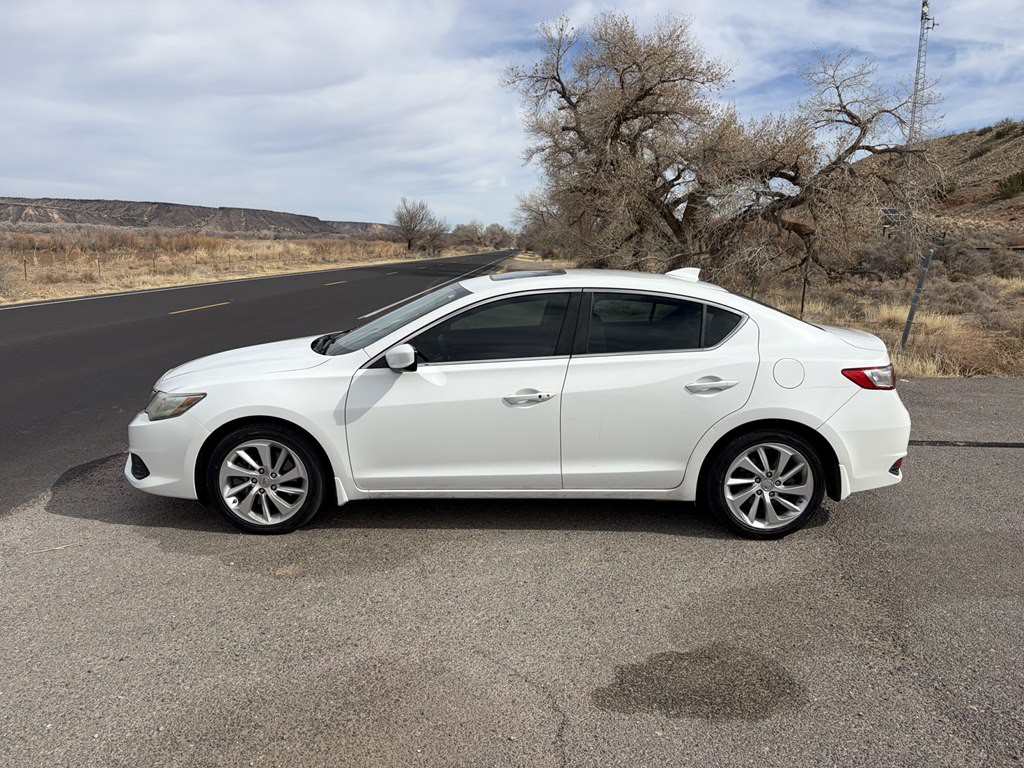 2016 Acura ILX Image 4