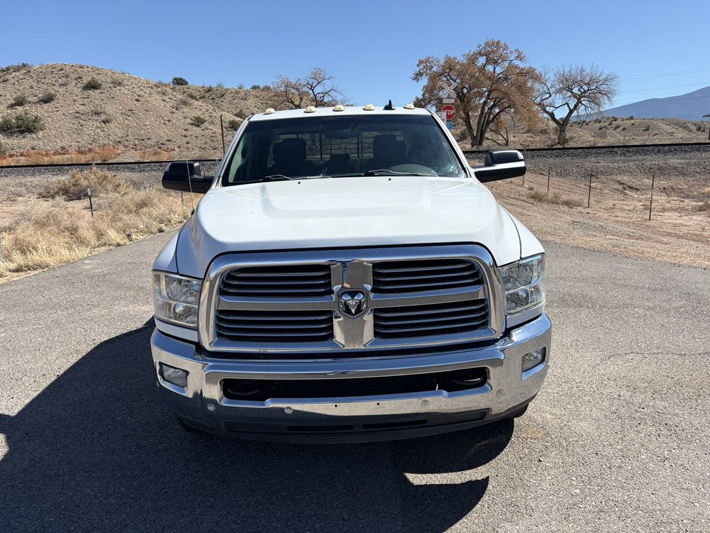 2016 RAM 3500 Image 2