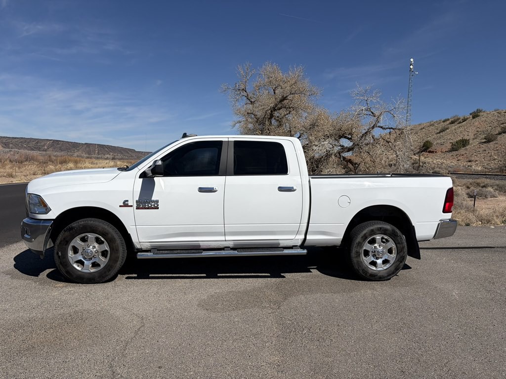 2016 RAM 3500 Image 4