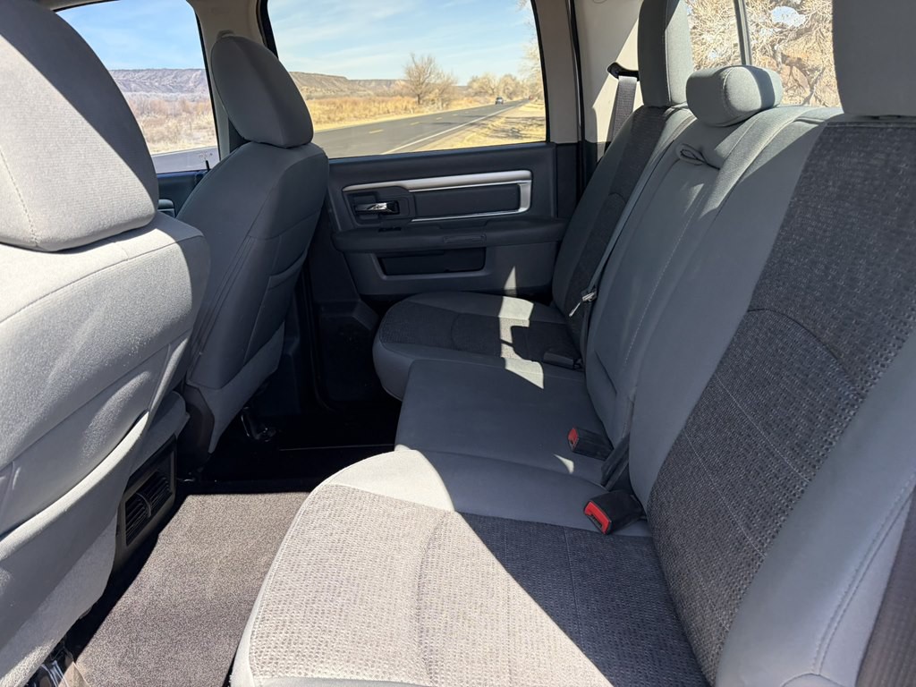 2016 RAM 3500 Image 9