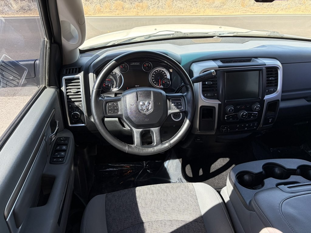 2016 RAM 3500 Image 10