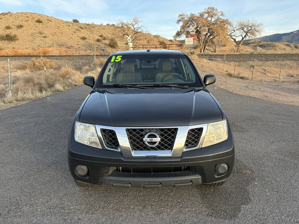 2015 Nissan Frontier Image 2