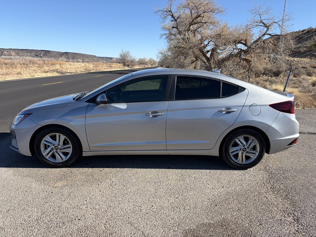 2020 Hyundai Elantra Image 4