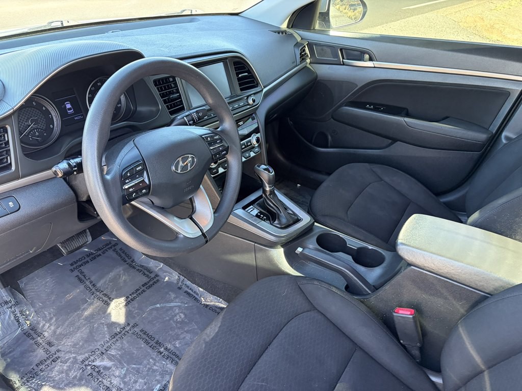 2020 Hyundai Elantra Image 8
