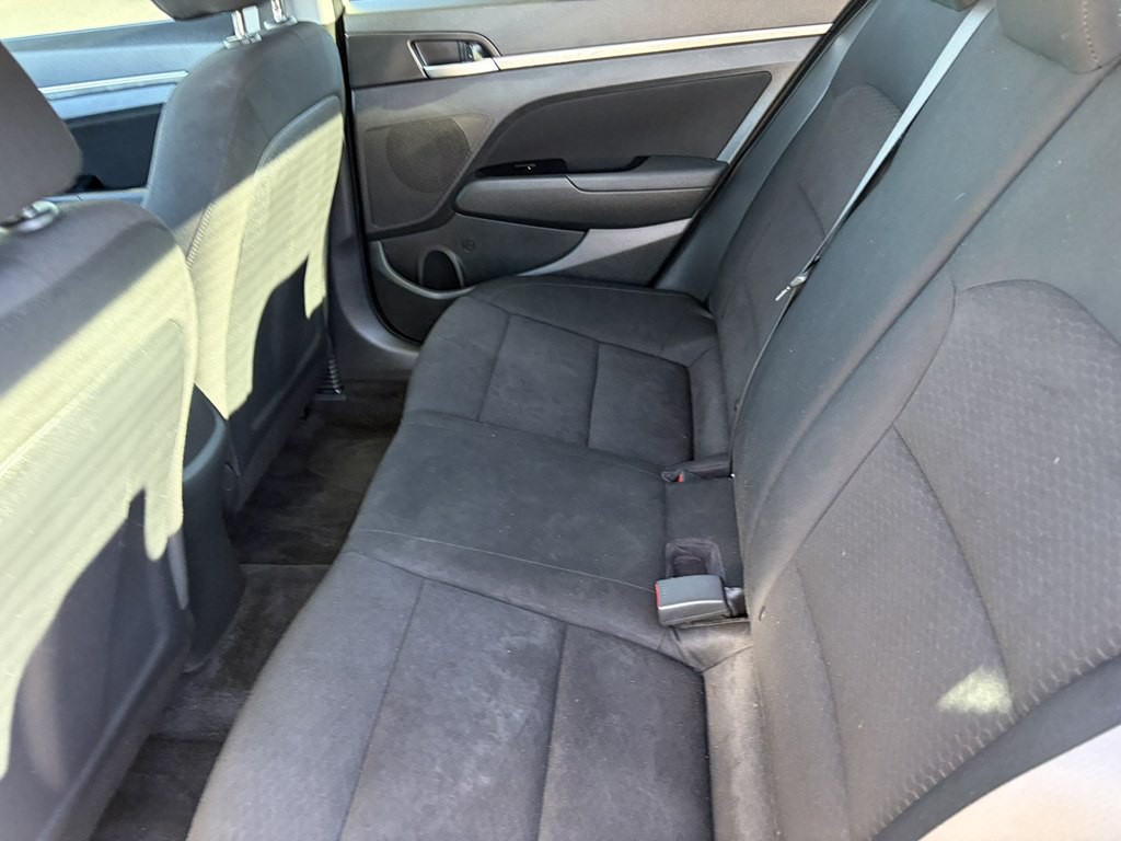 2020 Hyundai Elantra Image 9
