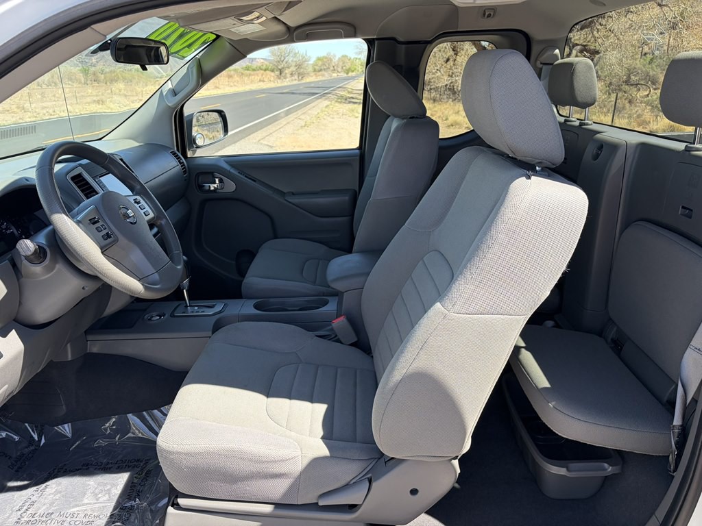 2020 Nissan Frontier Image 9