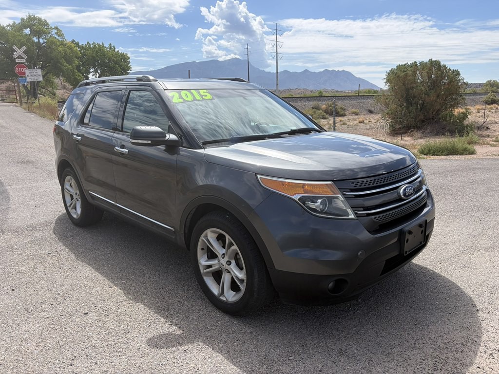 2015 Ford Explorer Image 1