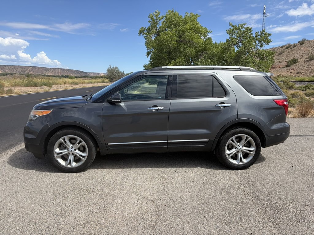 2015 Ford Explorer Image 4