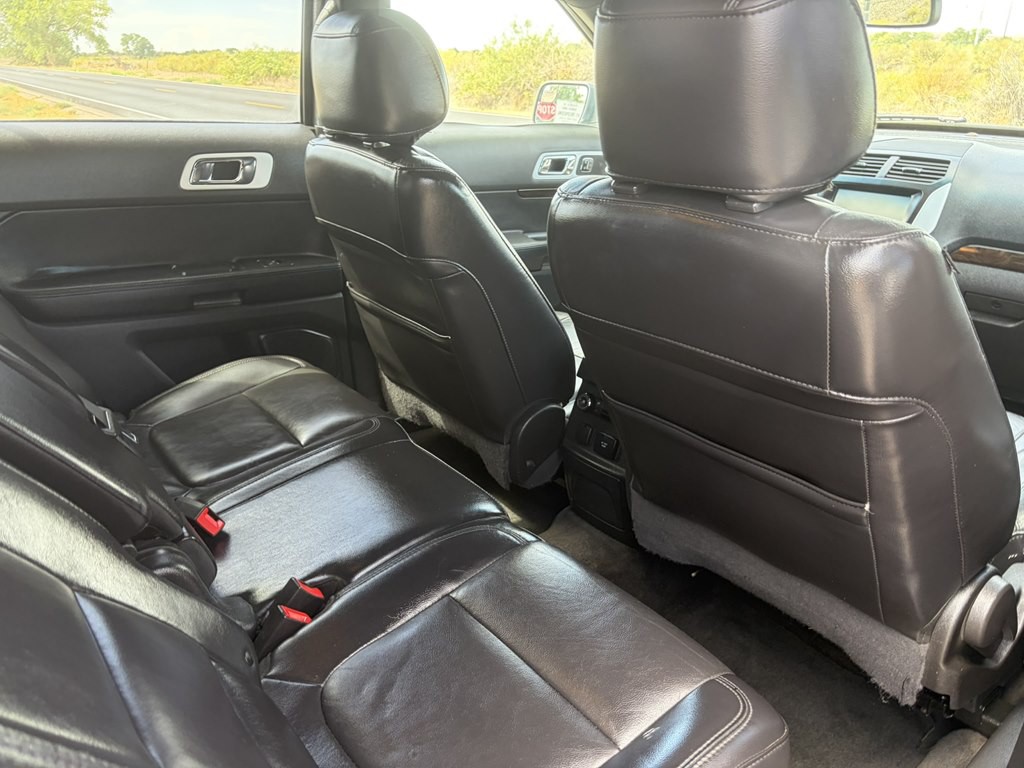 2015 Ford Explorer Image 13