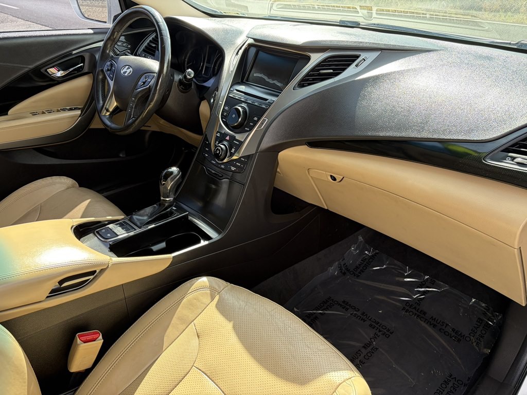 2013 Hyundai Azera Image 12
