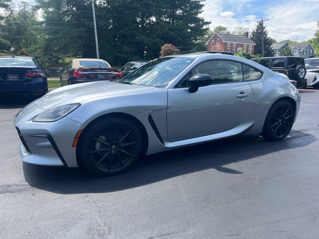 2024 Toyota Gr 86 Image 1