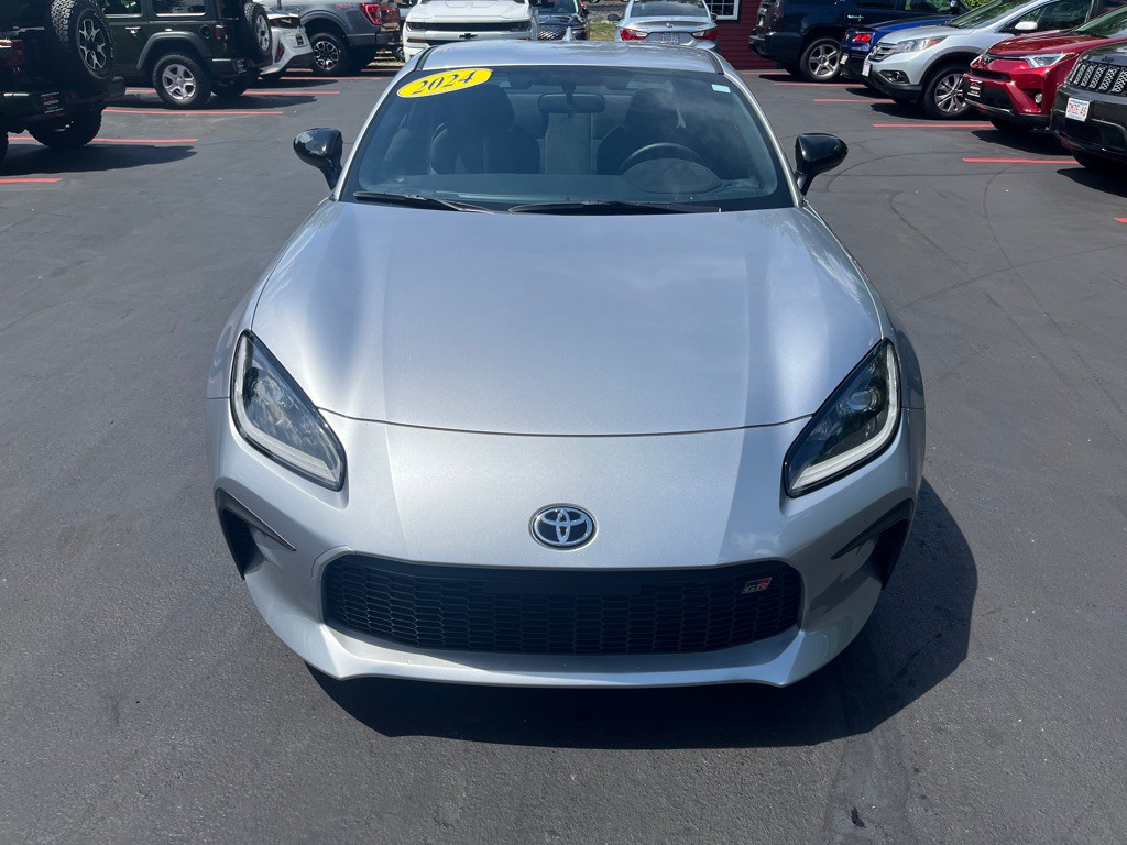 2024 Toyota Gr 86 Image 3
