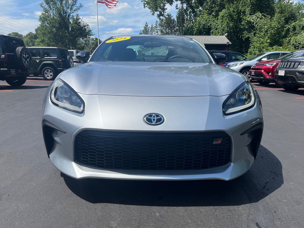 2024 Toyota Gr 86 Image 4