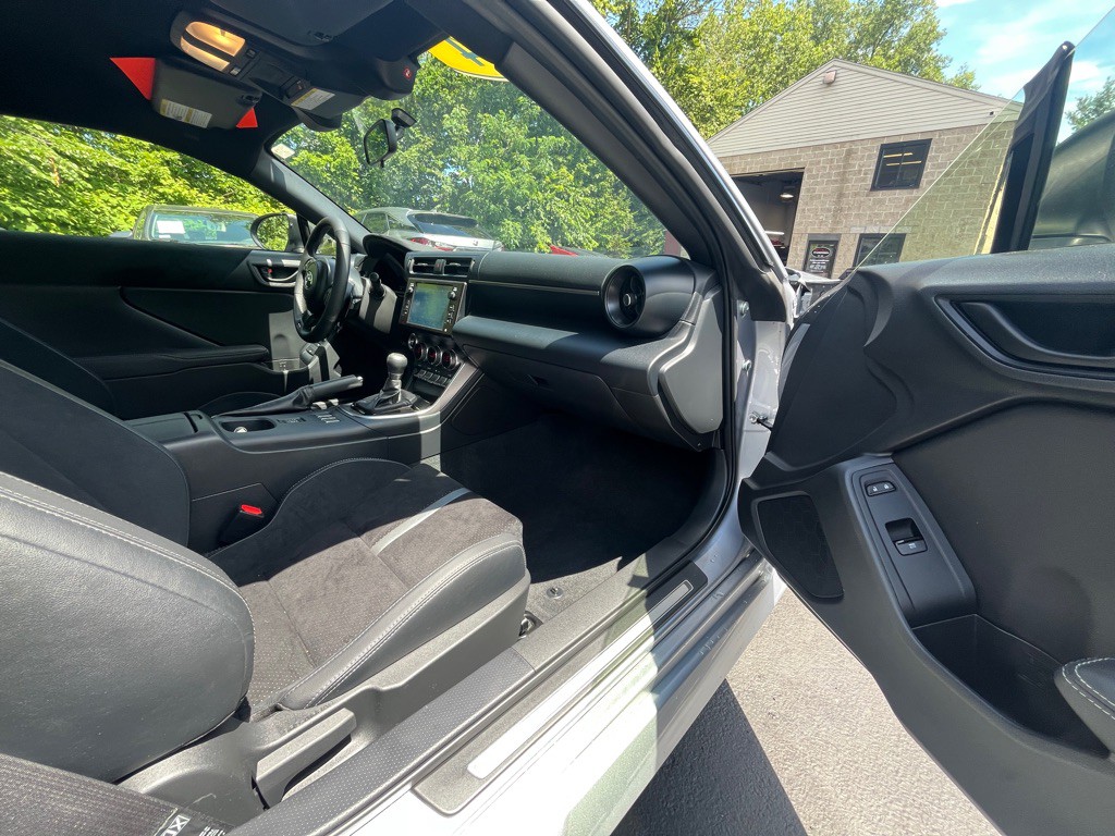 2024 Toyota Gr 86 Image 8