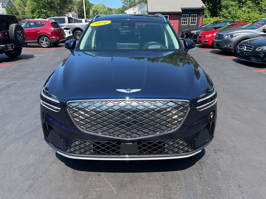2024 Genesis GV70 Image 3