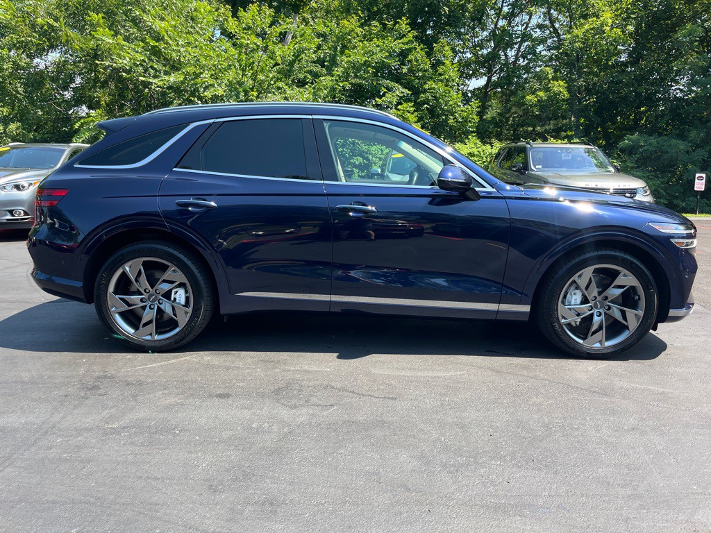 2024 Genesis GV70 Image 6