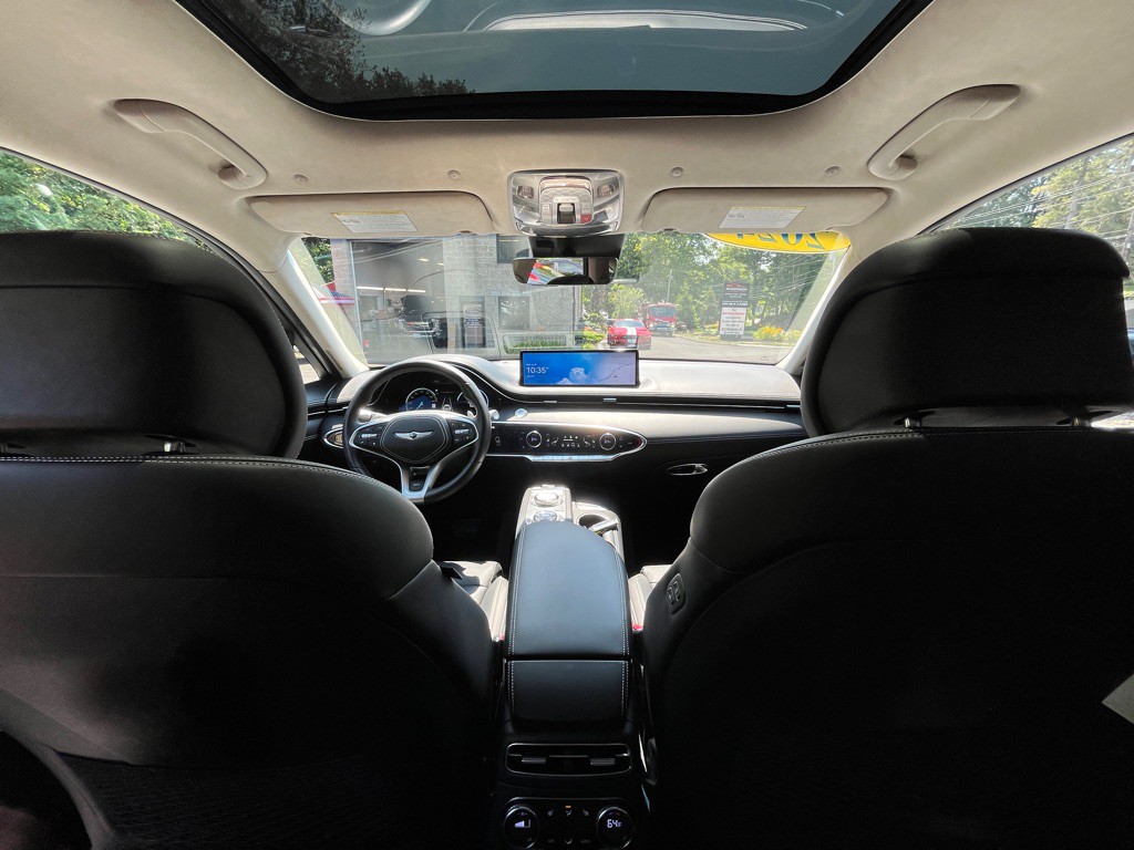 2024 Genesis GV70 Image 15