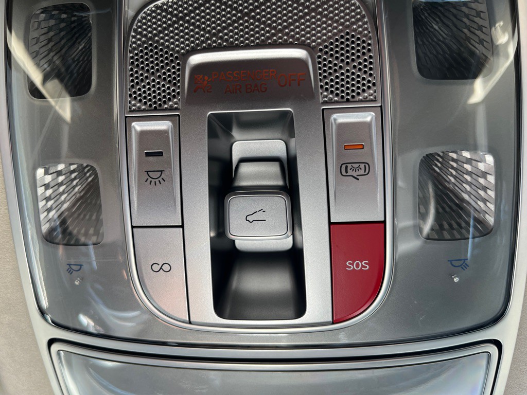 2024 Genesis GV70 Image 35