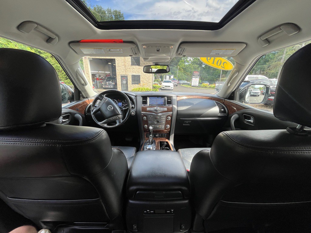 2019 Nissan Armada Image 16