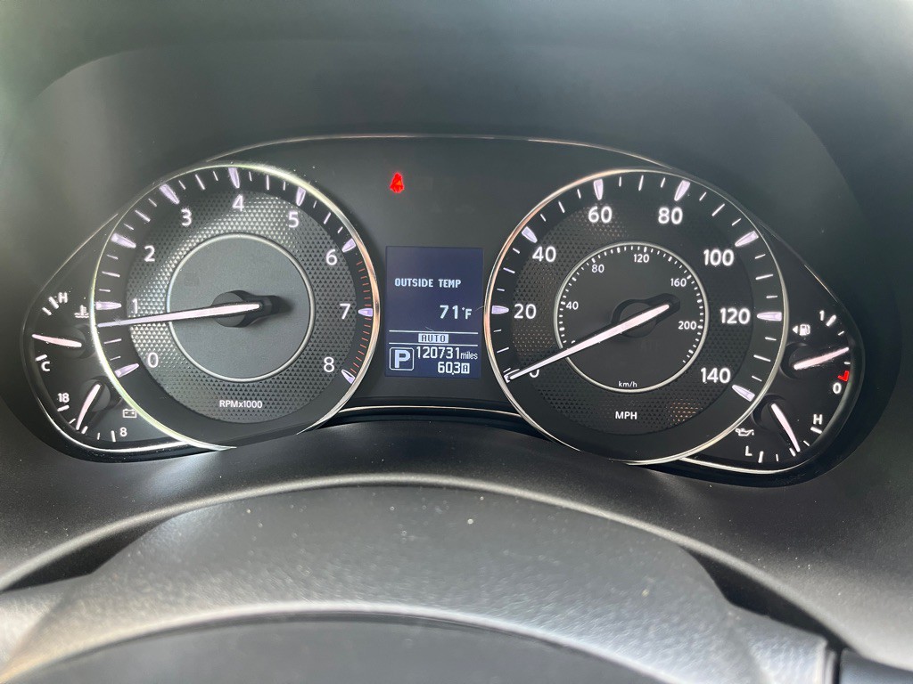 2019 Nissan Armada Image 25