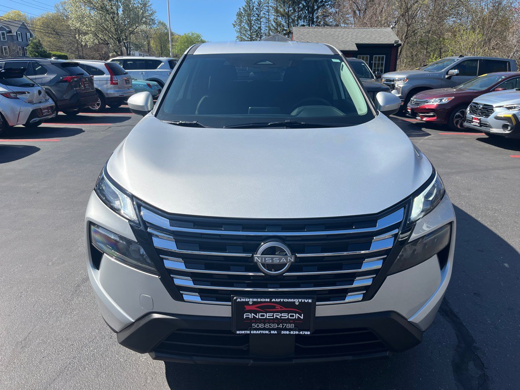 2025 Nissan Rogue Image 3