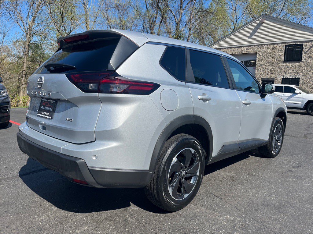 2025 Nissan Rogue Image 8