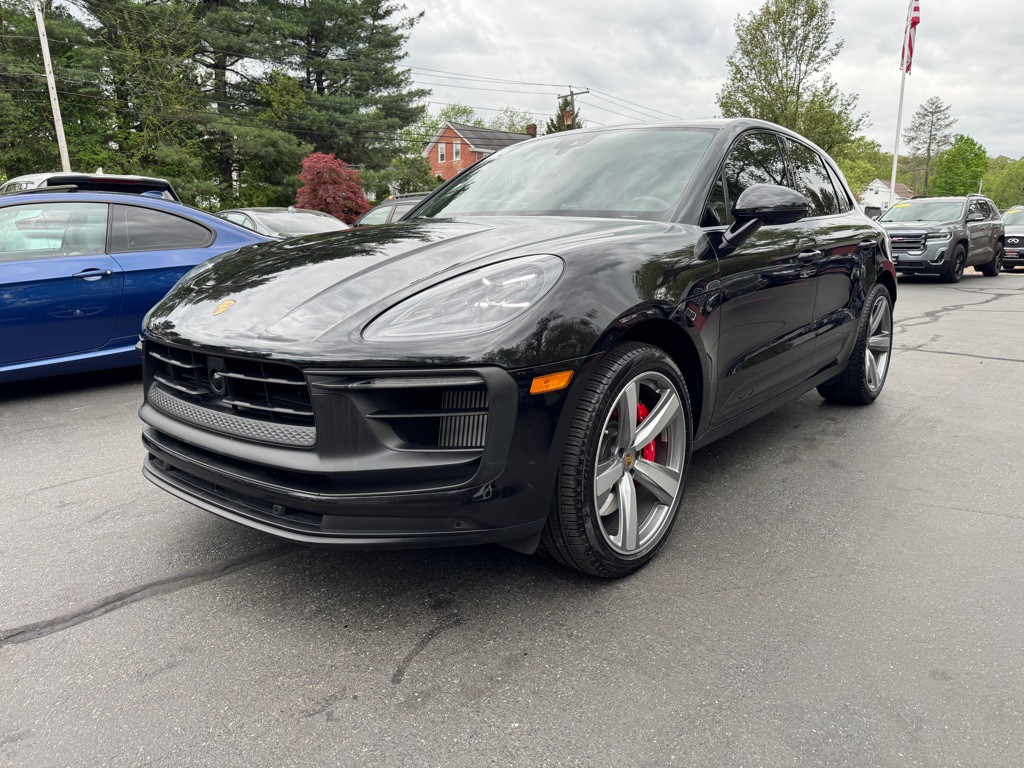 2024 Porsche Macan Image 6