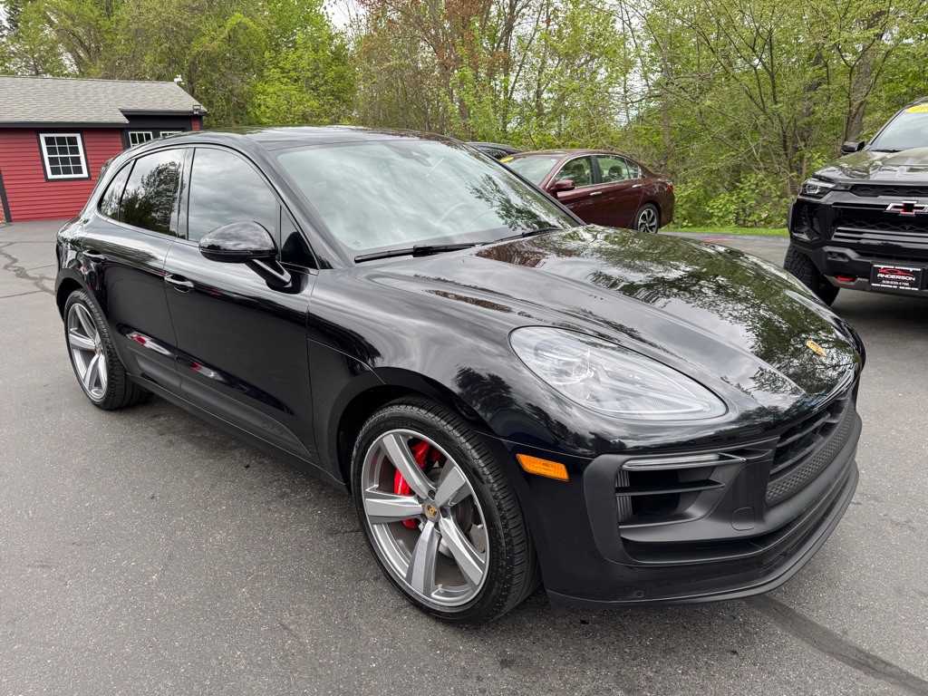 2024 Porsche Macan Image 11