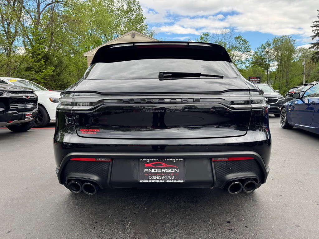 2024 Porsche Macan Image 28