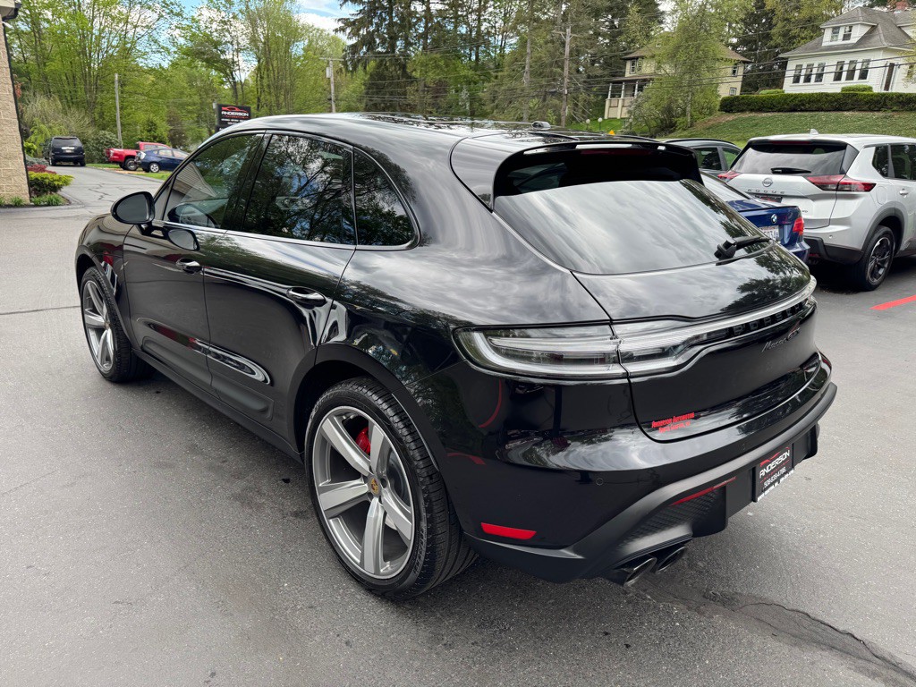 2024 Porsche Macan Image 29