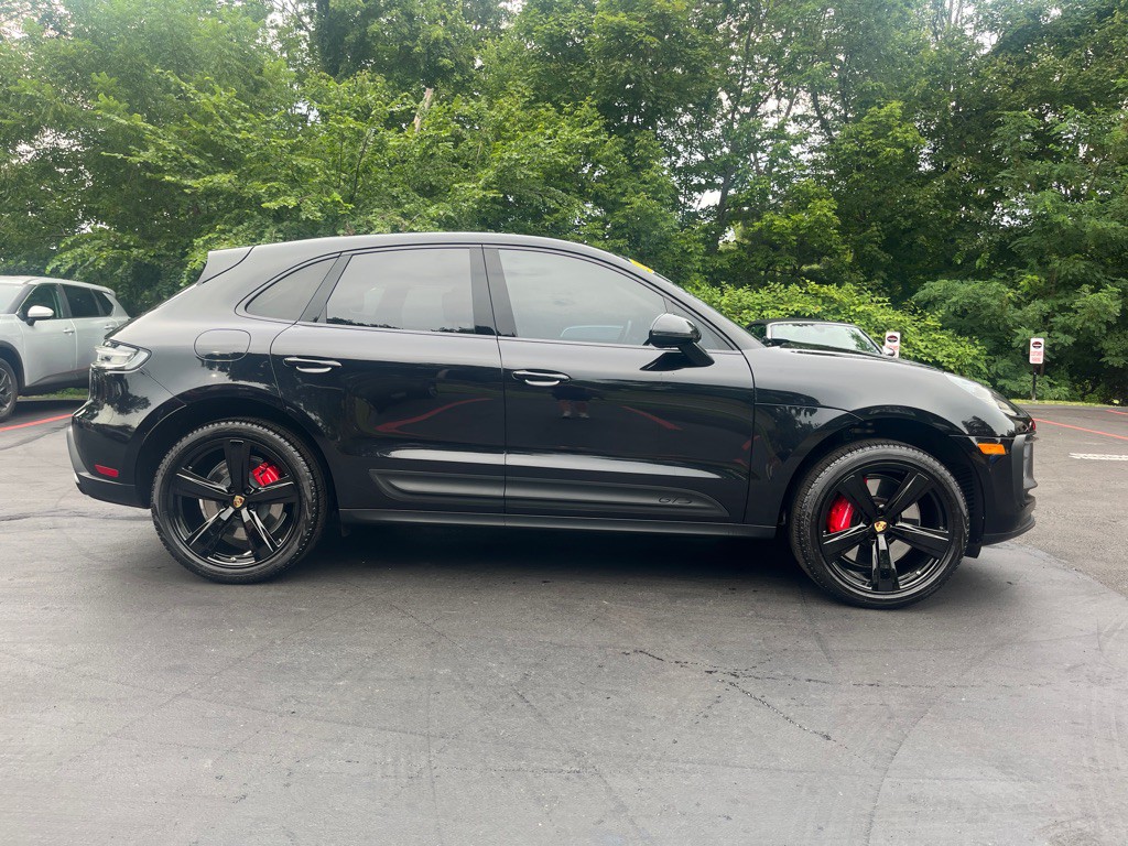 2024 Porsche Macan Image 5