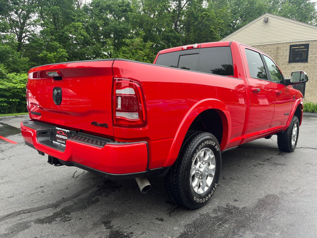 2022 RAM 3500 Image 10