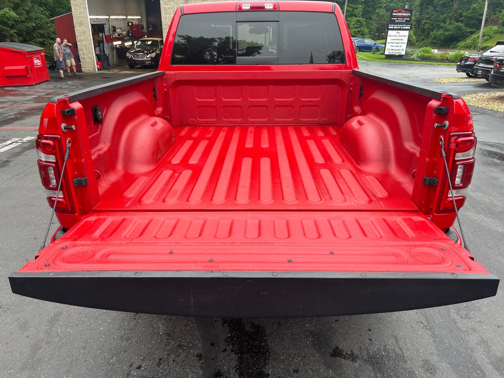 2022 RAM 3500 Image 13