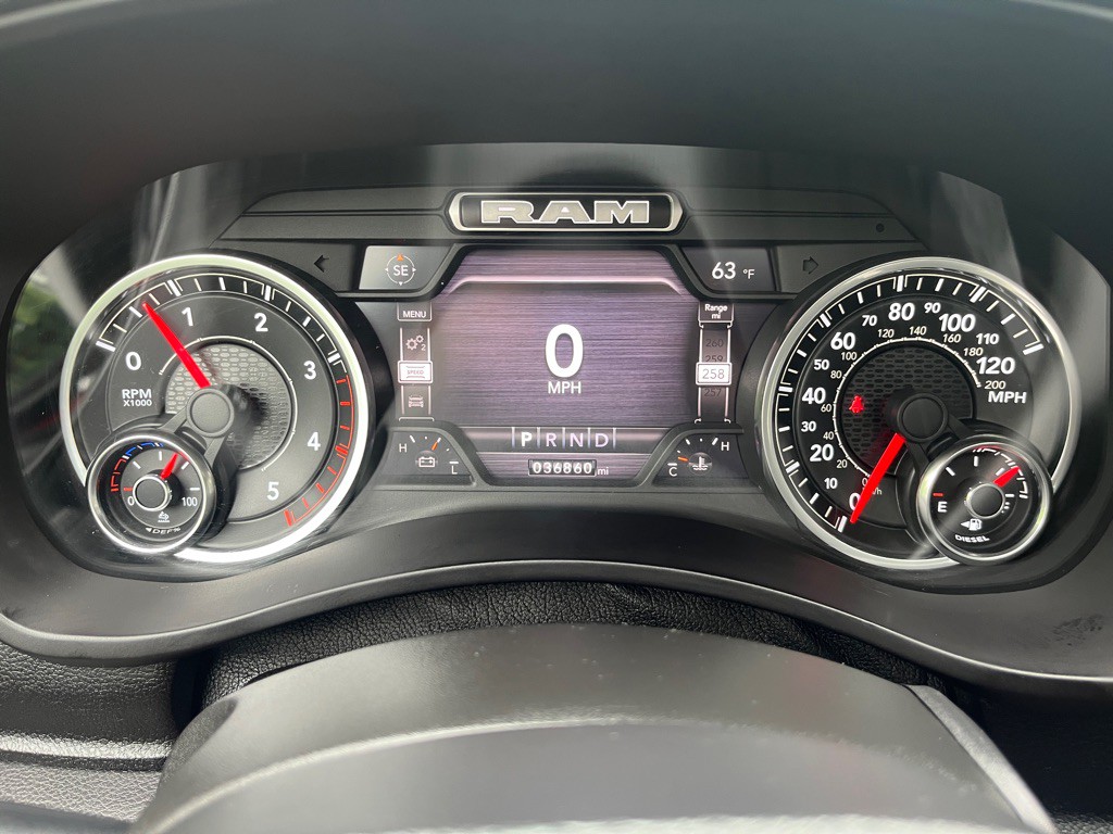 2022 RAM 3500 Image 27