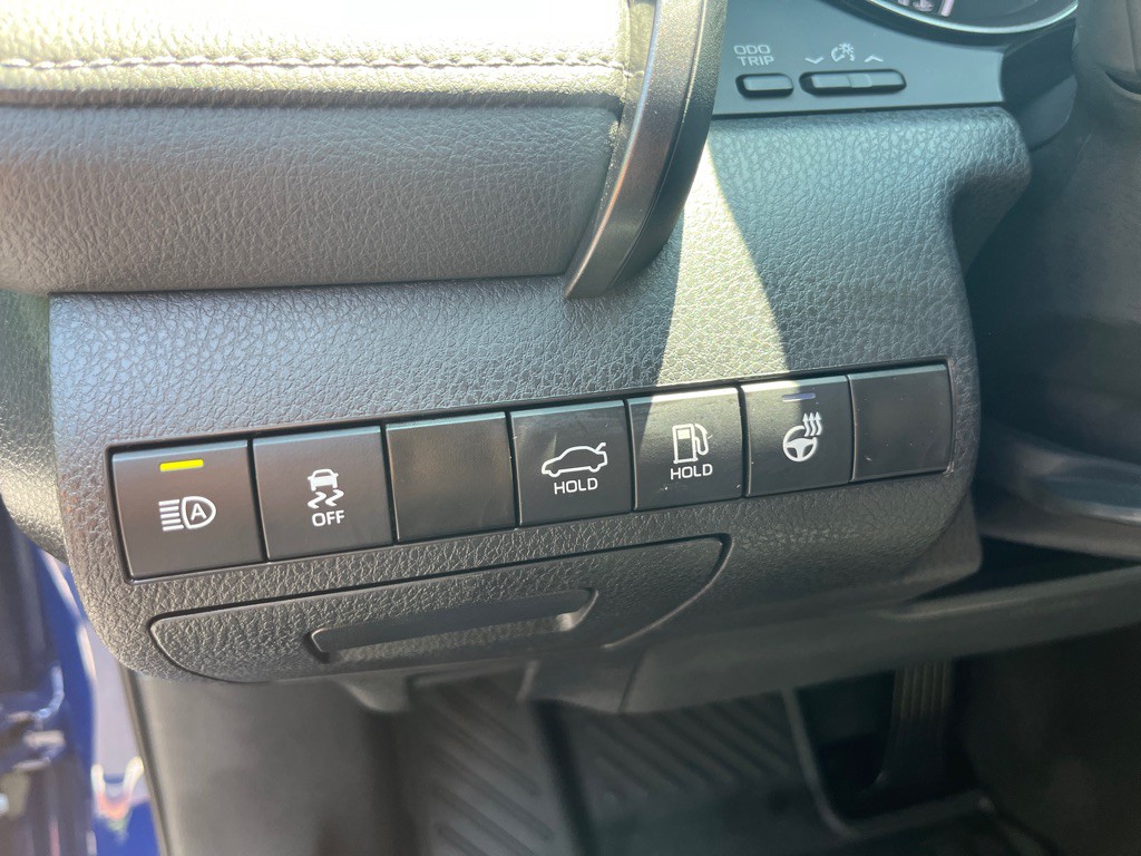 2024 Toyota Camry Image 21