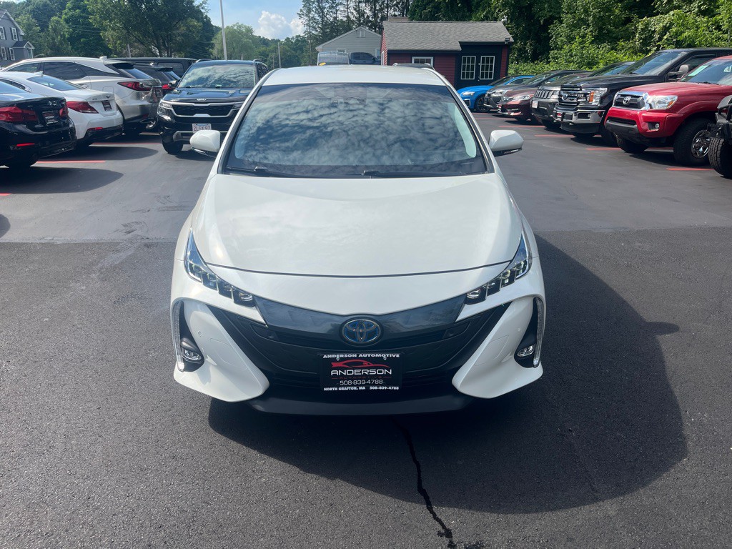 2020 Toyota Prius Image 3