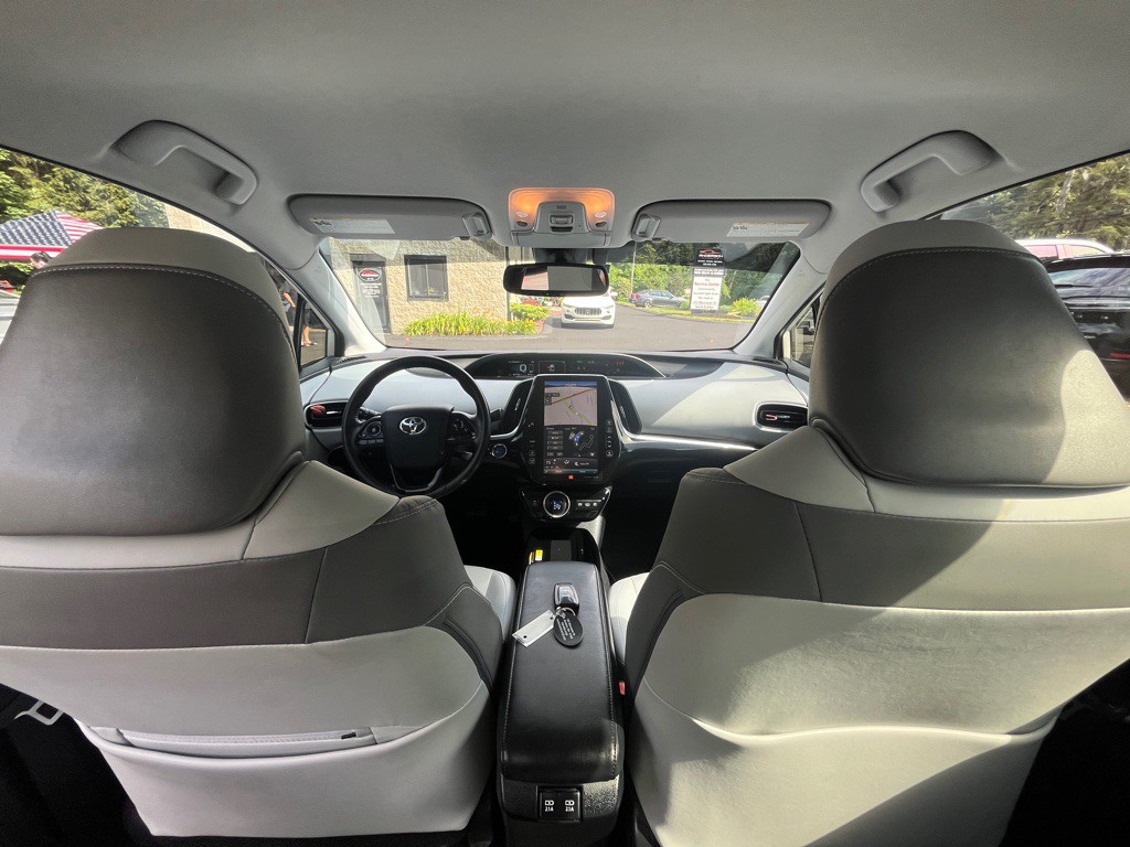 2020 Toyota Prius Image 13