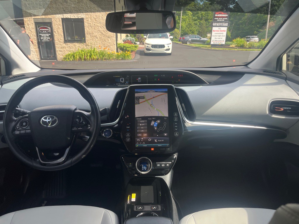 2020 Toyota Prius Image 14