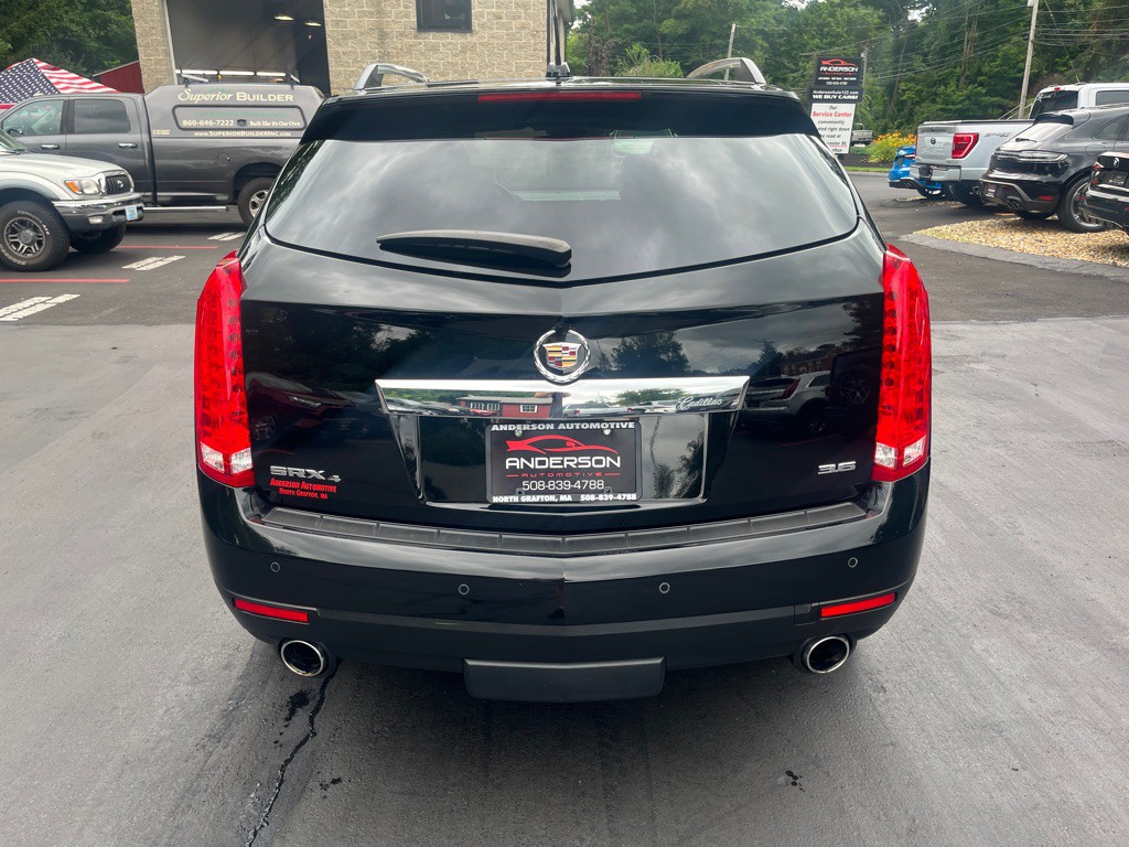 2015 Cadillac SRX Image 10