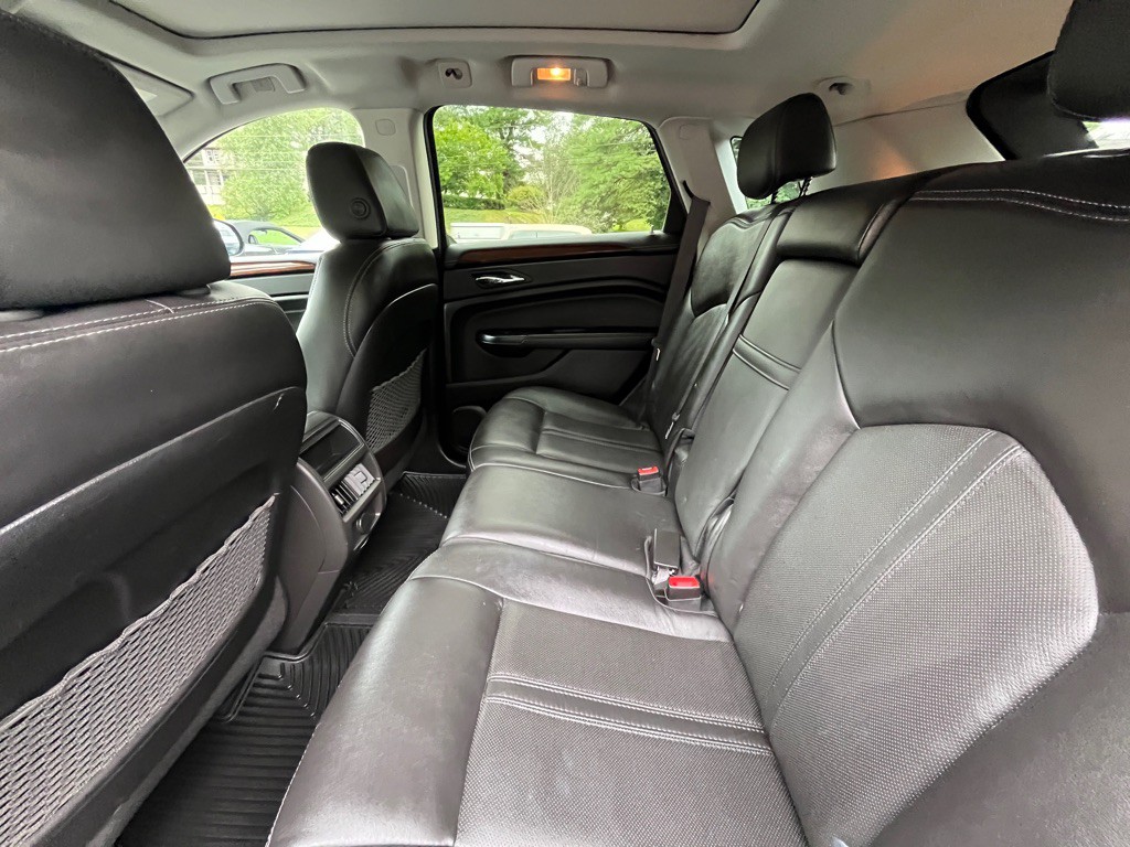 2015 Cadillac SRX Image 15