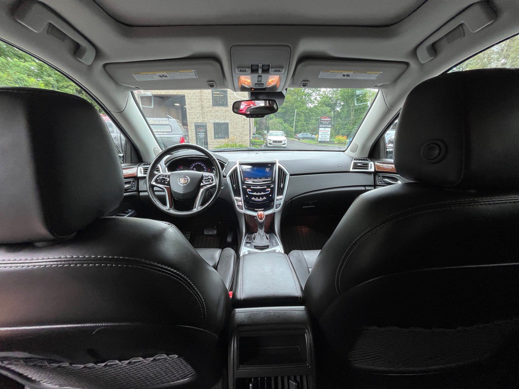 2015 Cadillac SRX Image 16