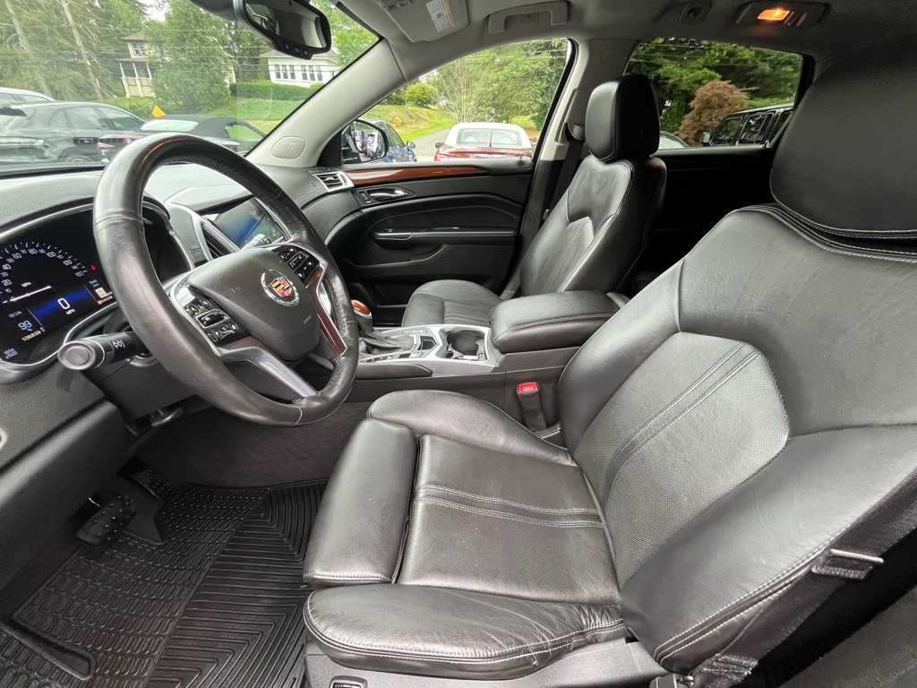 2015 Cadillac SRX Image 18