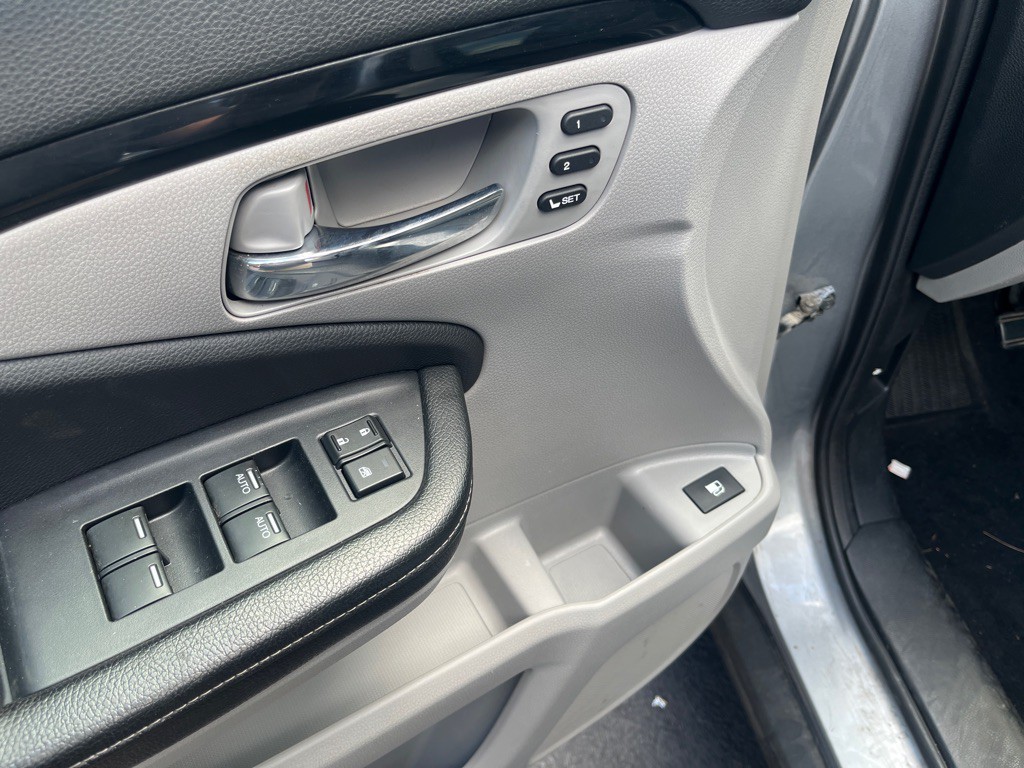 2017 Honda Ridgeline Image 18