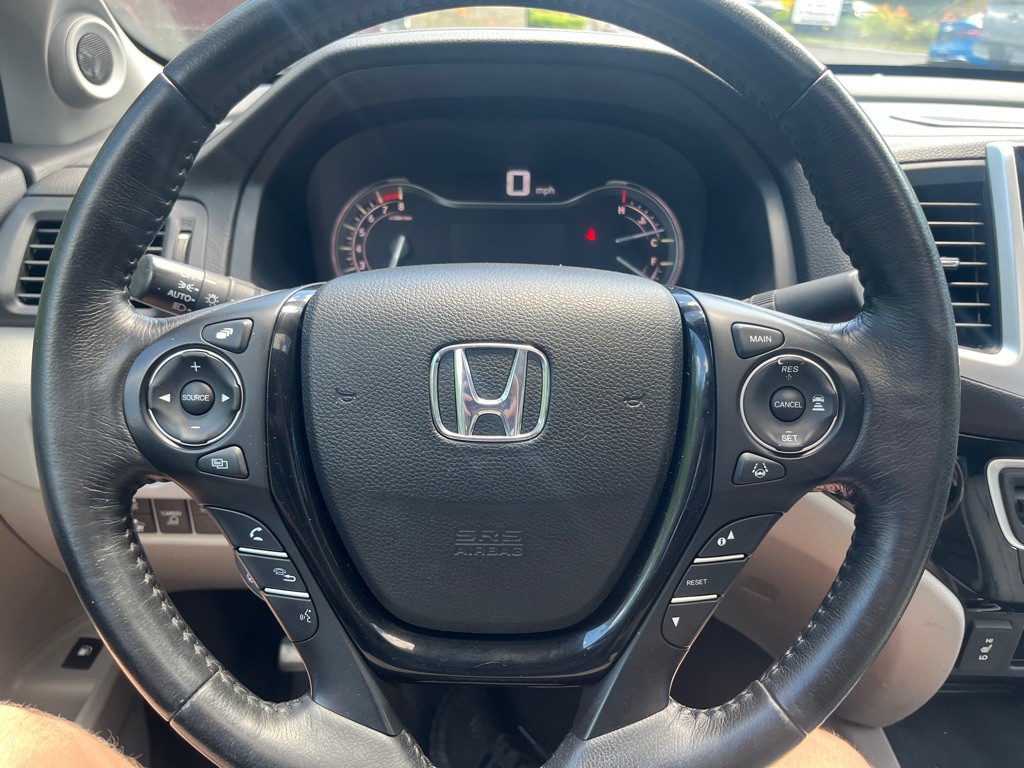 2017 Honda Ridgeline Image 20