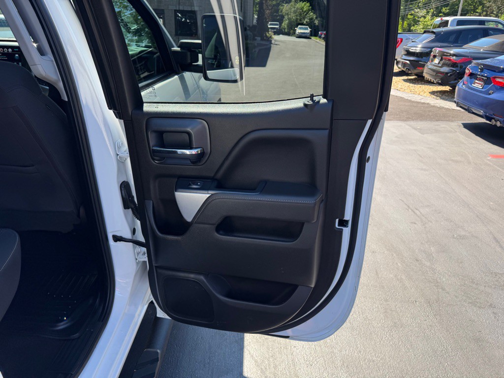 2018 Chevrolet Silverado 1500 Image 11